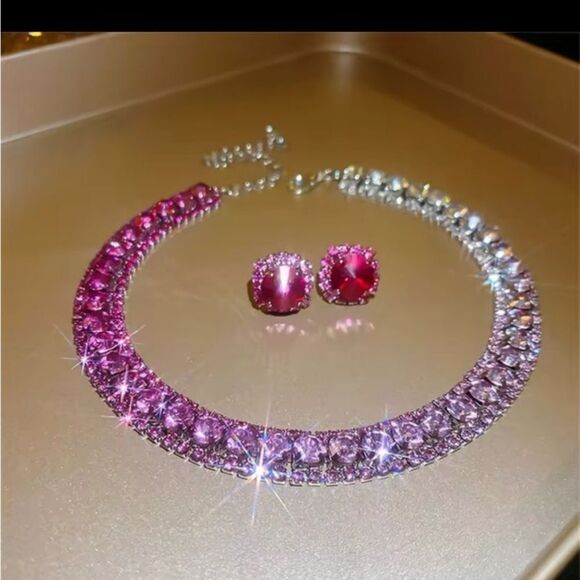 Pink Ombre Jewelry Set Earrings & Necklace Shimmering Pink Diamond Zirconia NEW - Picture 1 of 2